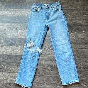 Abercrombie 90s Straight Ultra High Rise Light Wash Jeans